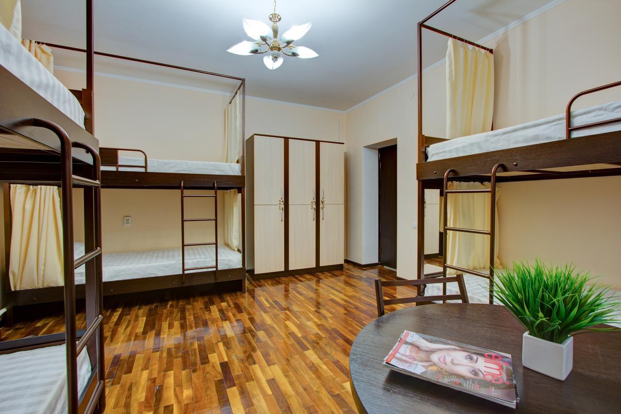 Centre Hostel Μπισκέκ Εξωτερικό φωτογραφία
