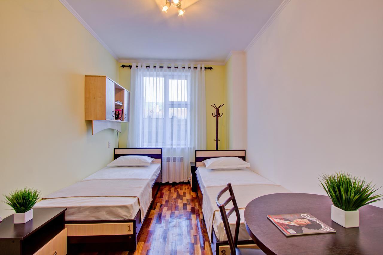 Centre Hostel Μπισκέκ Εξωτερικό φωτογραφία