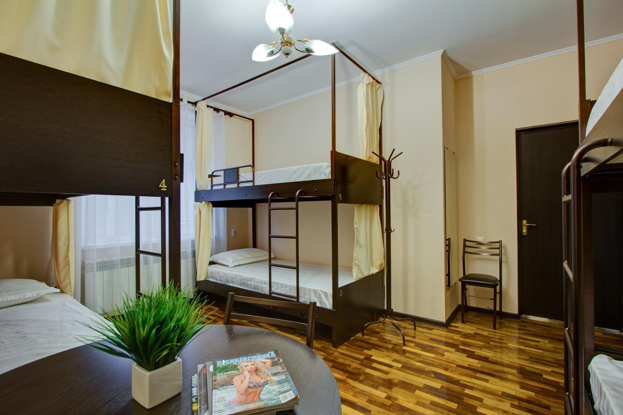 Centre Hostel Μπισκέκ Εξωτερικό φωτογραφία